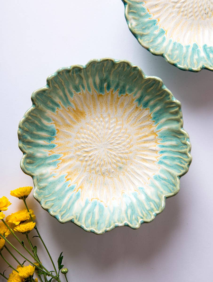 Daisy Bowl, 7.5 x 2.5 Inches