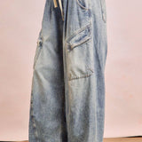 BAGGY BARREL DENIM PANTS WITH CARGO POCKETS