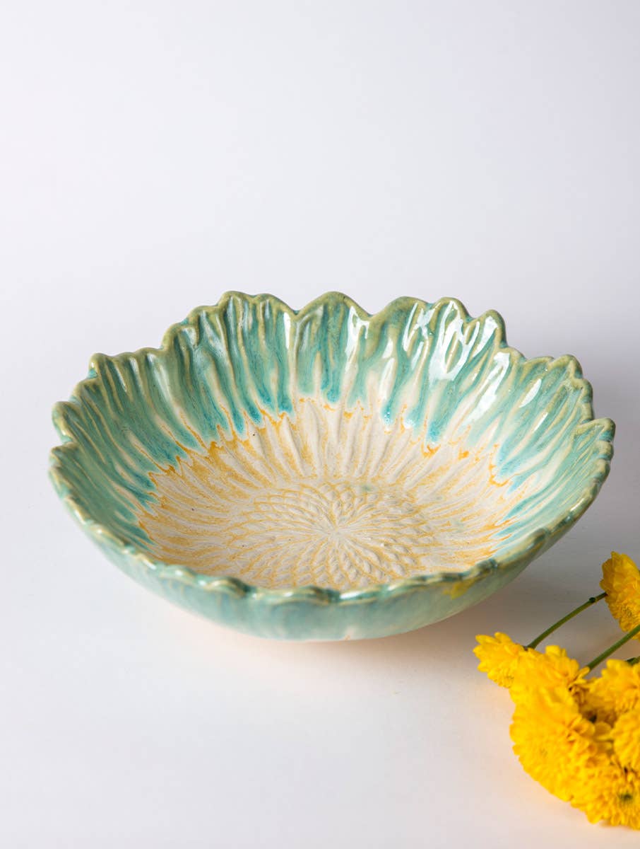 Daisy Bowl, 7.5 x 2.5 Inches