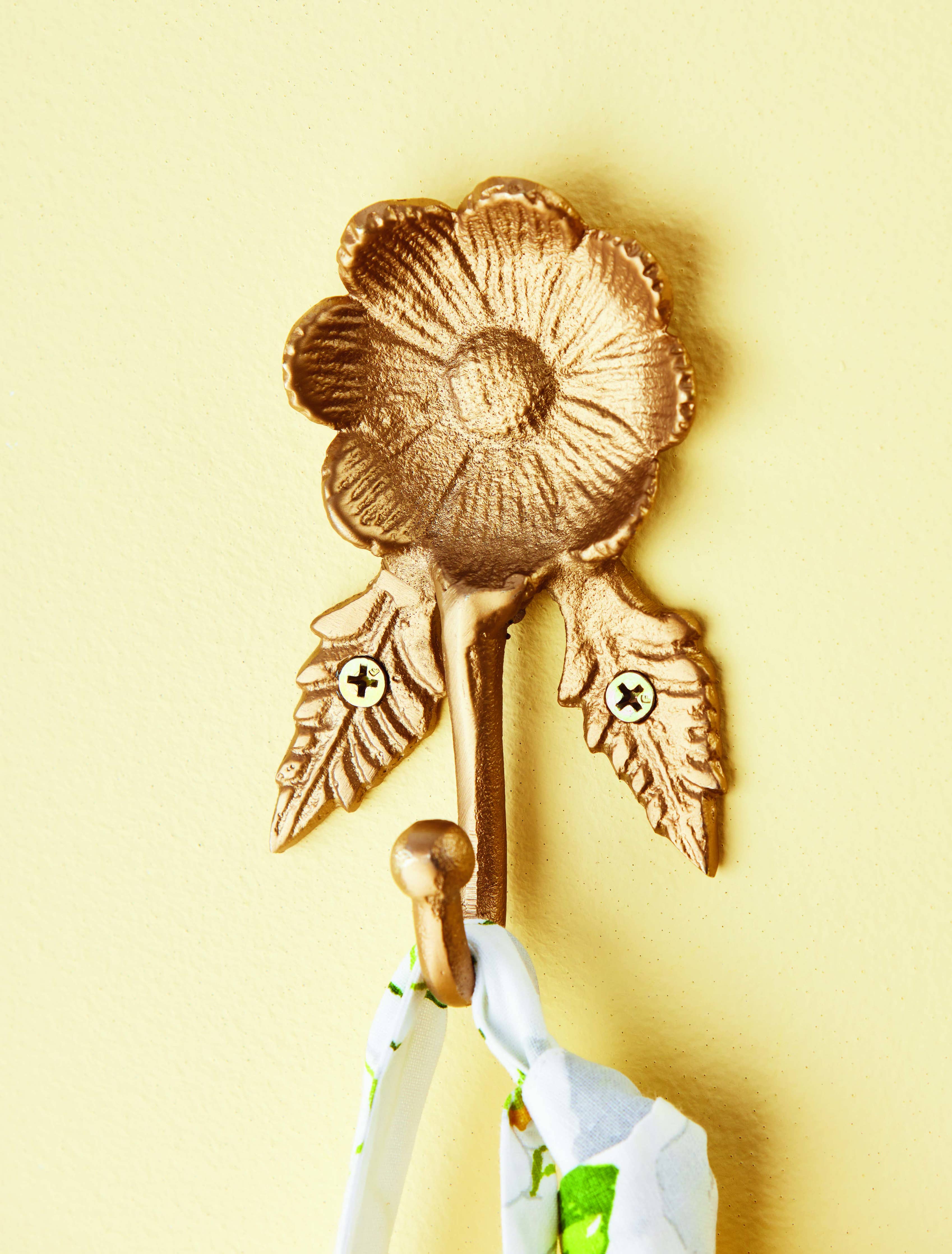 Tag Flower Wall Hook