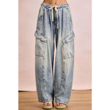 BAGGY BARREL DENIM PANTS WITH CARGO POCKETS