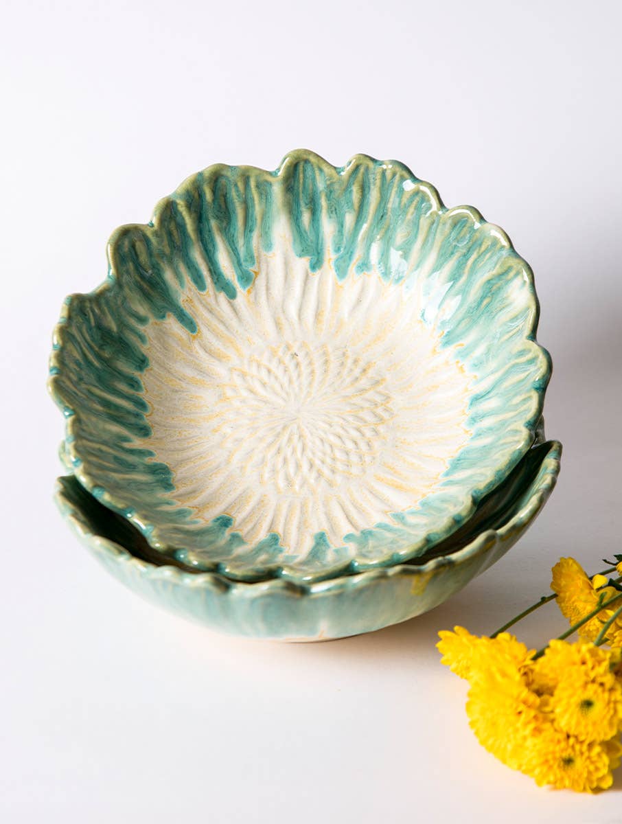 Daisy Bowl, 7.5 x 2.5 Inches