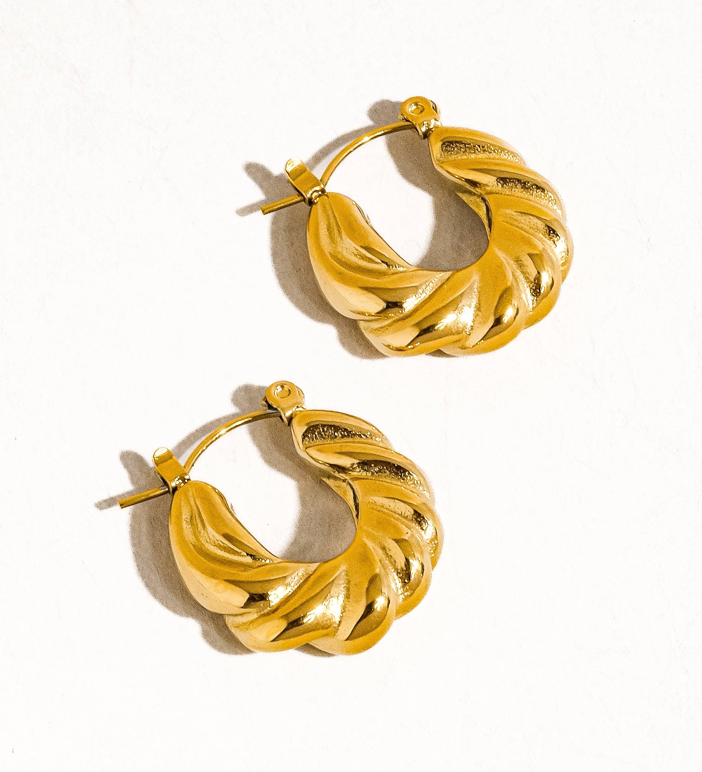 Kimberly 18K Gold Non-Tarnish Braided Hoop Earring