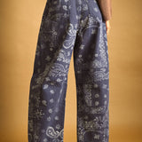 PAISLEY PRINT WASHED JEANS