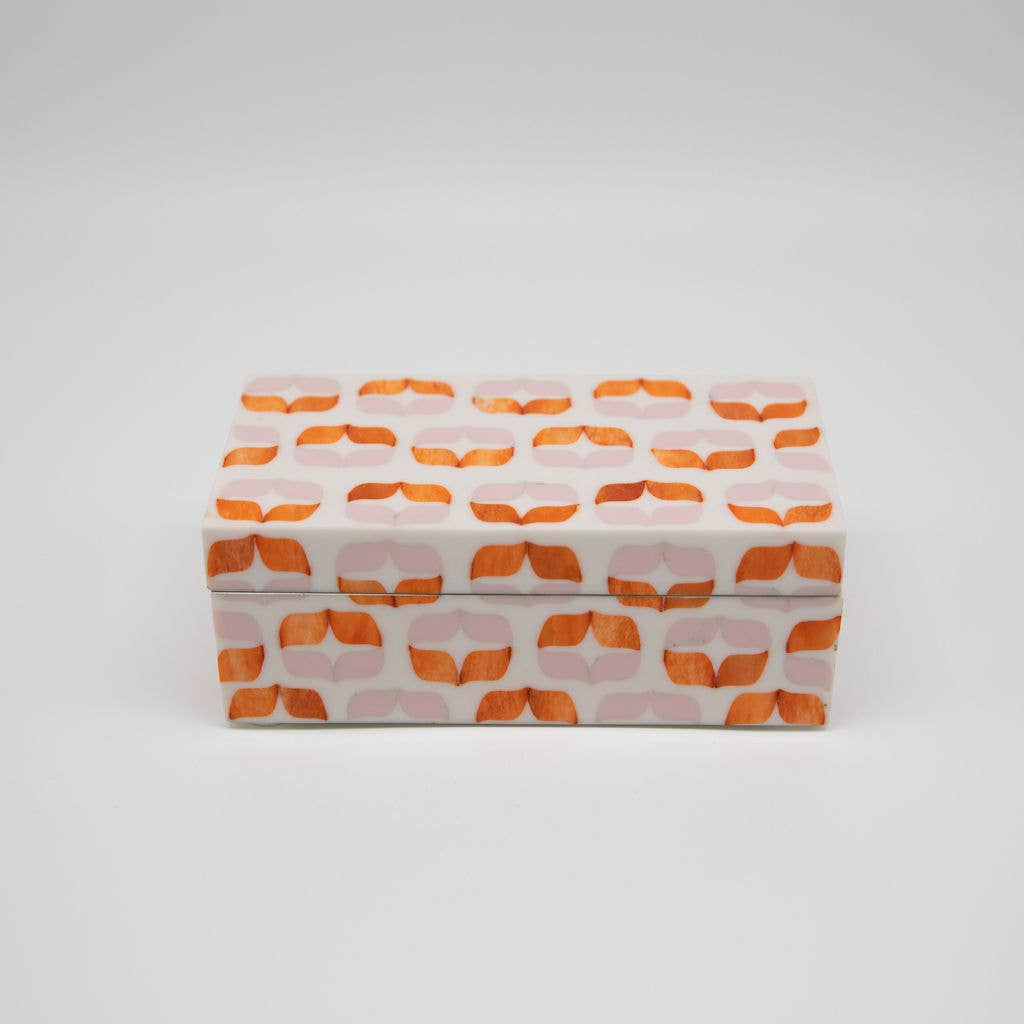 Serif Hinged Boxes