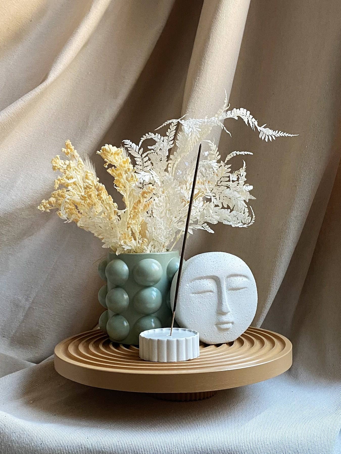 Globuli vase
