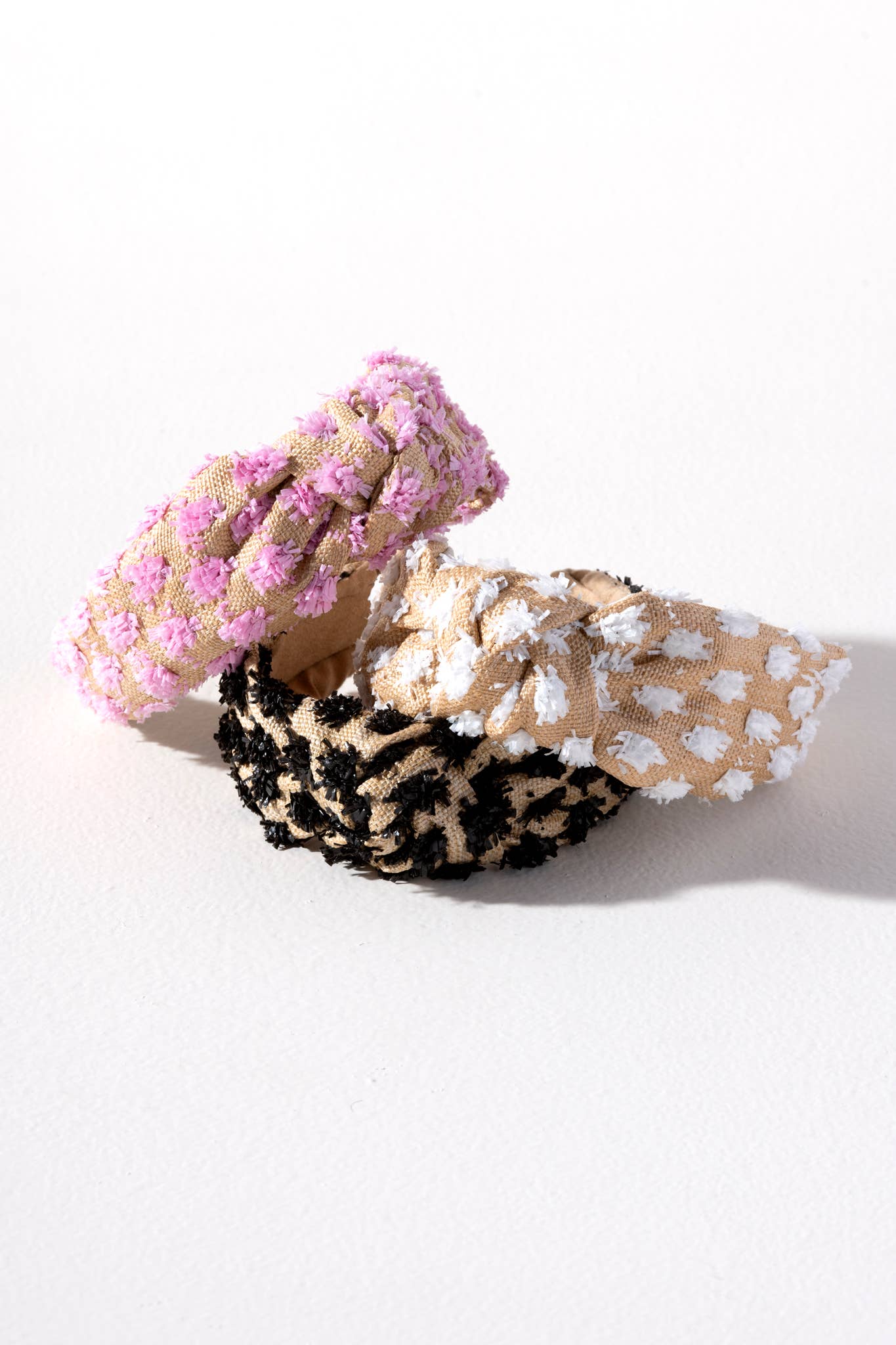 TUFTED STRAW KNOTTED HEABDAND