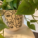 Face vase small