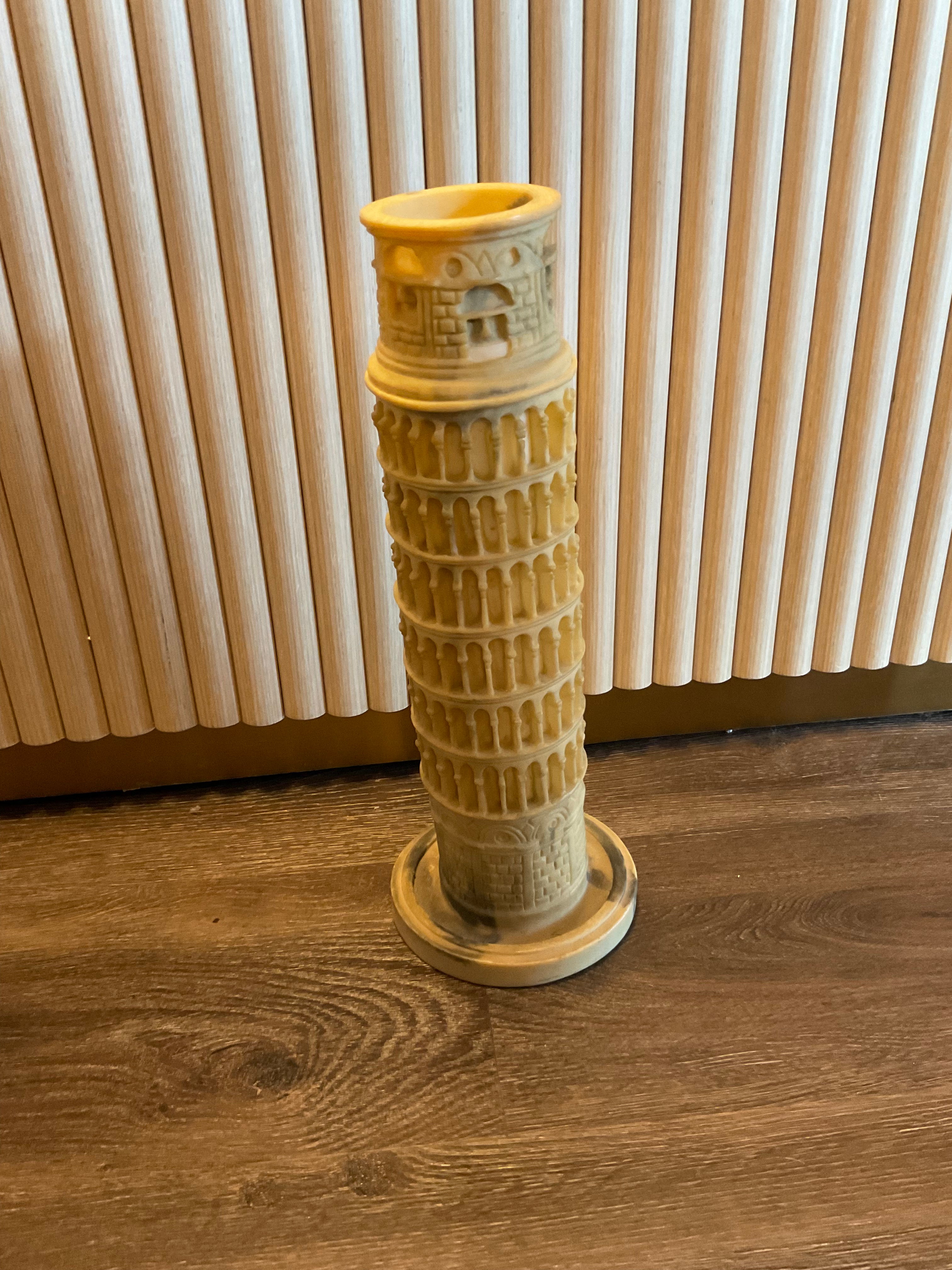 Vintage leaning tower of Pisa sculpture