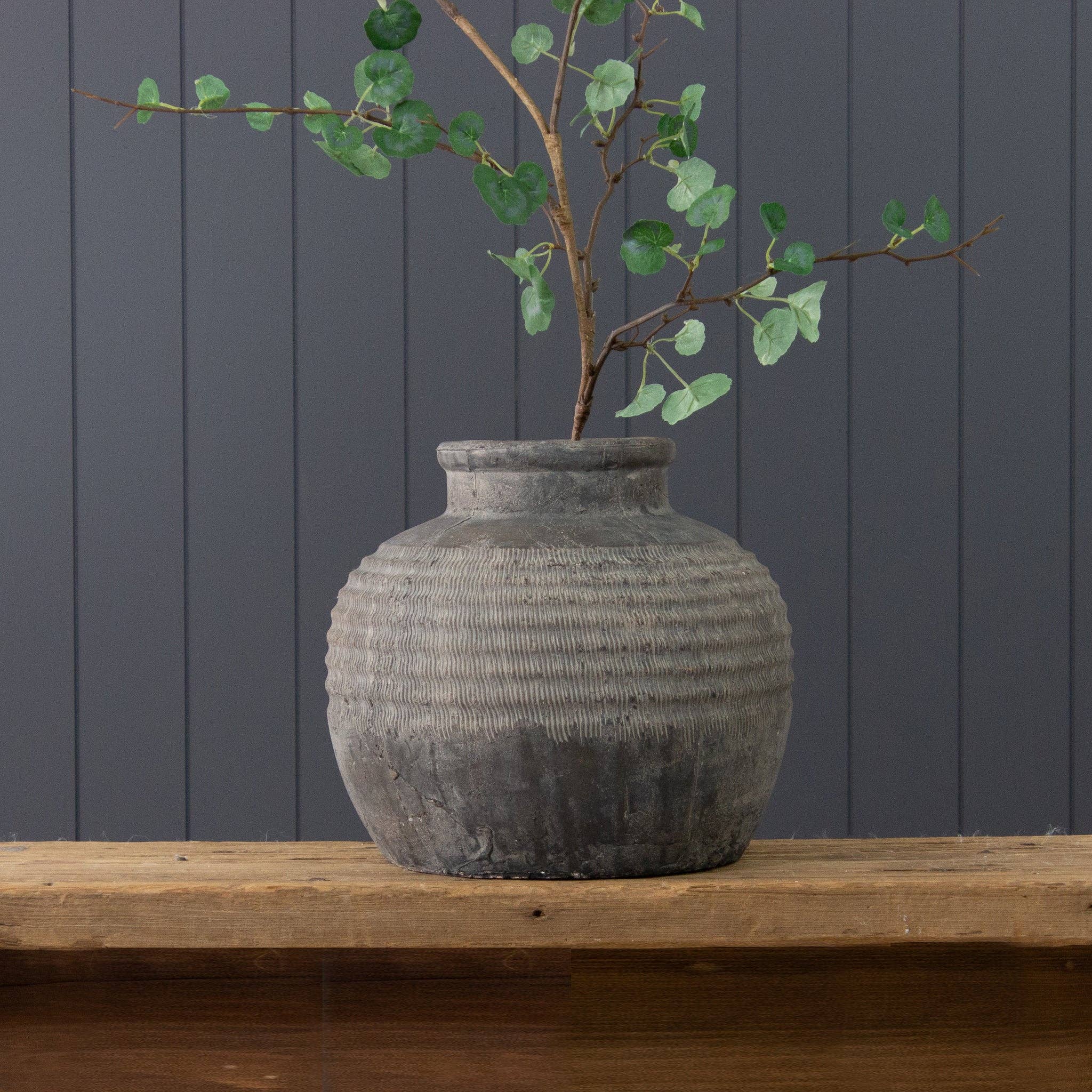 Round Terracotta Vase (PC)