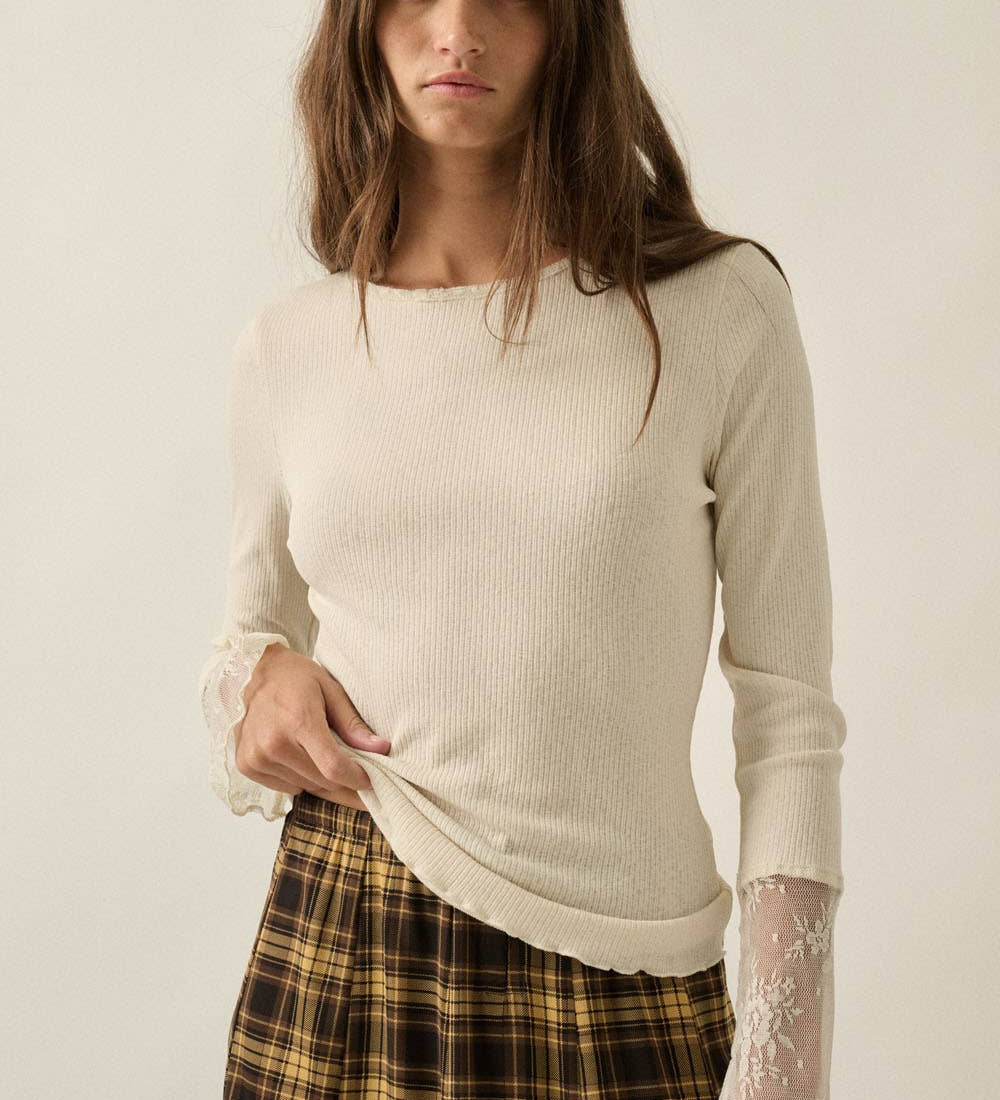 Solid Ribbed Knit Long-Sleeve Lace-Cuff Fitted Top
