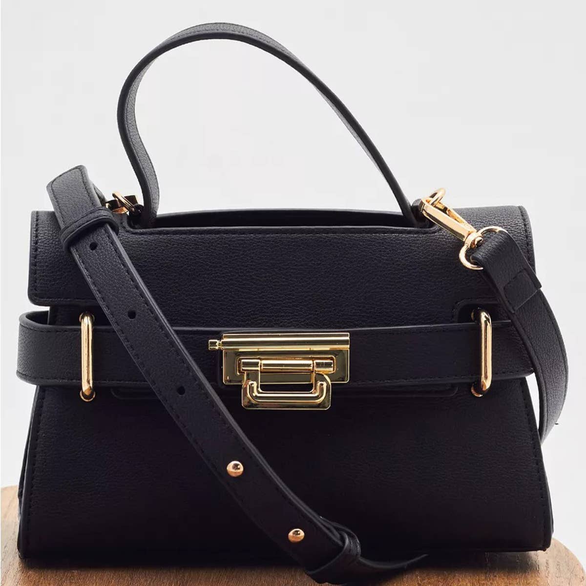 SOFT LEATHER FASHIONABLE COMMUTER HANDBAG
